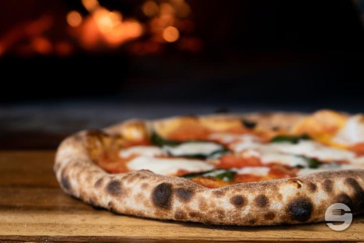 Pizza Tonno - 1 Personne - La Casa de la Pizza