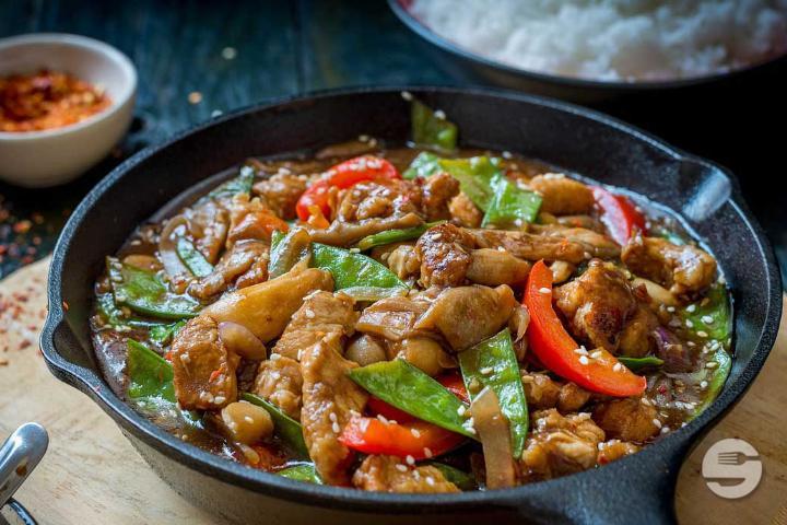 244. Beef with Spicy Sauce - Le Lotus