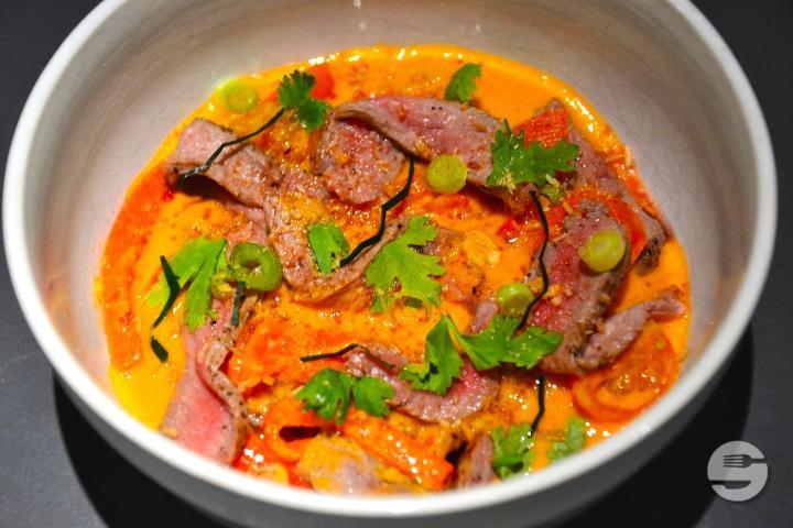 246. Thai Style Red Curry Beef - Le Lotus