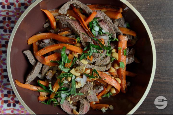 247. Thai Style Beef with Basil - Le Lotus