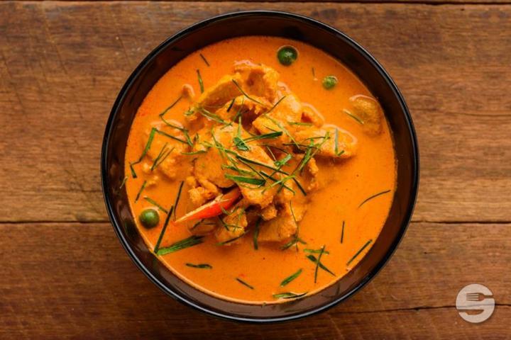 Thai Style Red curry Tofu - Le Lotus