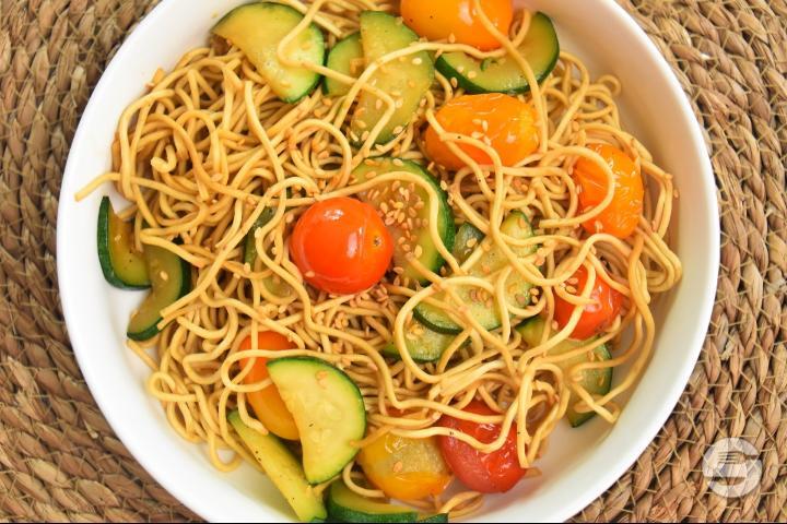 291. Vegetable Noodles - Le Lotus
