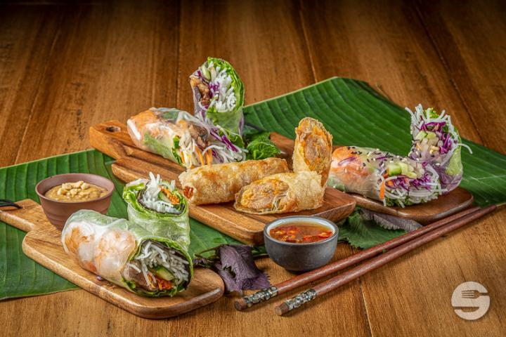 Selection of Summer Rolls and Chicken Nêms - Sô' 88 Vietnam street food