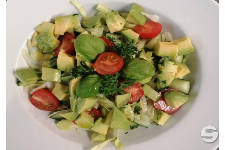 Avocado Salad - Yogurtlandia