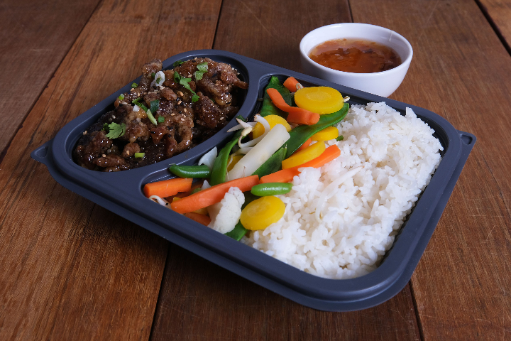 D6. Rice box au bœuf croustillant caramélisé - Thaï Away