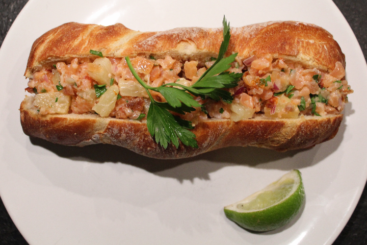 Pineapple Smoked Salmon Sandwich - Tartare World