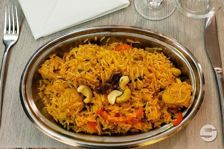 Hyderabadi Chicken Biryani - Indian Palace