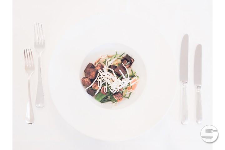 Gebratener Tofu mariniert mit Sojasauce (vegan) - Café Gourmet - Schweizerhof