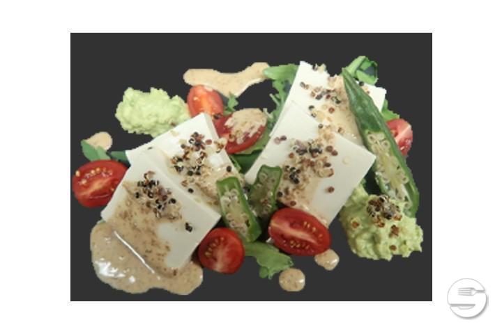 Tofu Salat mit Sesam Dressing - Sushi Palace