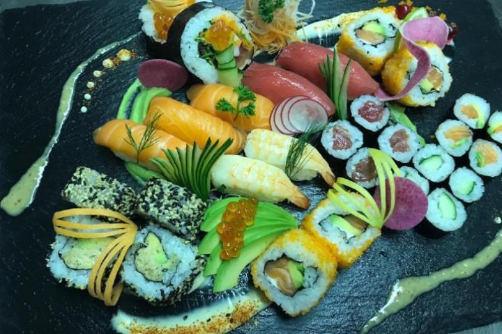 Sushi Box L - Sushi Palace