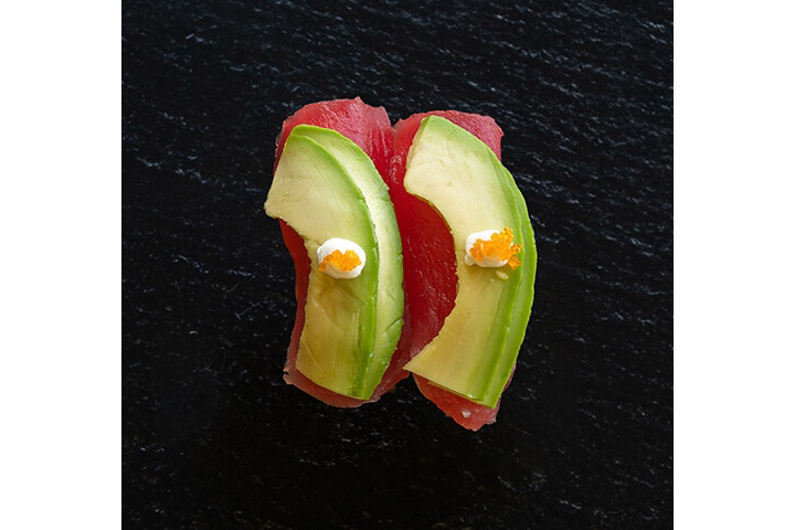 Thunfisch und Avocado Nigiri (2 Stück) - Sushi Palace Zürich