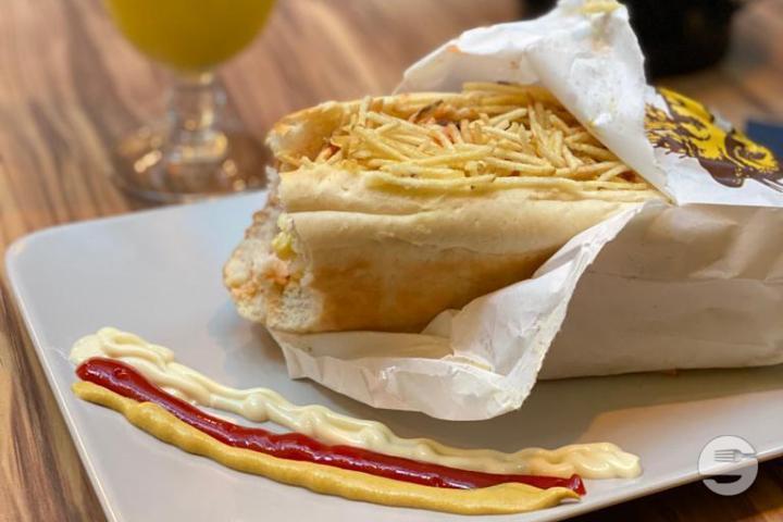 Hot Dog Brésilien Double - Maison Açaī