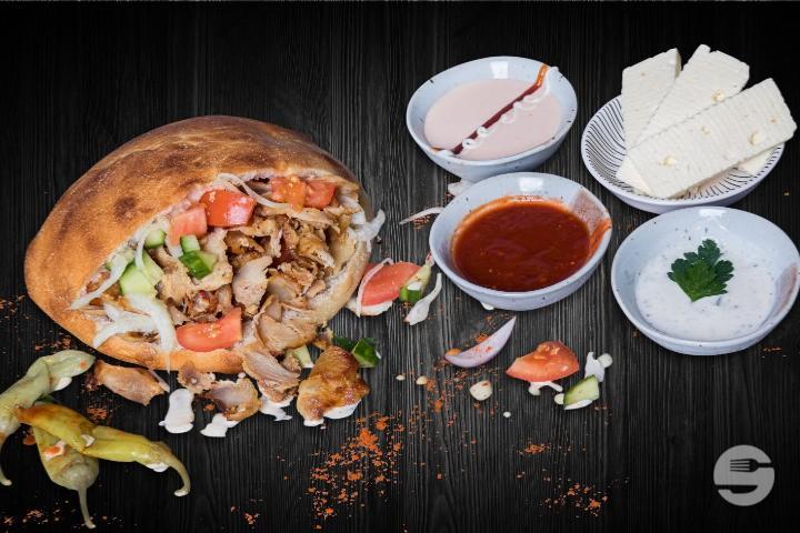 Chicken Kebab Pocket Bread - Sesam Falafel