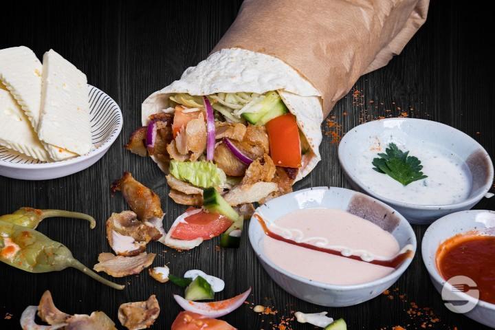Chicken Kebab Flatbread - Sesam Falafel