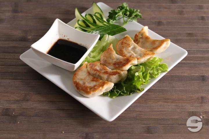 117. Grilled Dumplings - Le Canard Intelligent