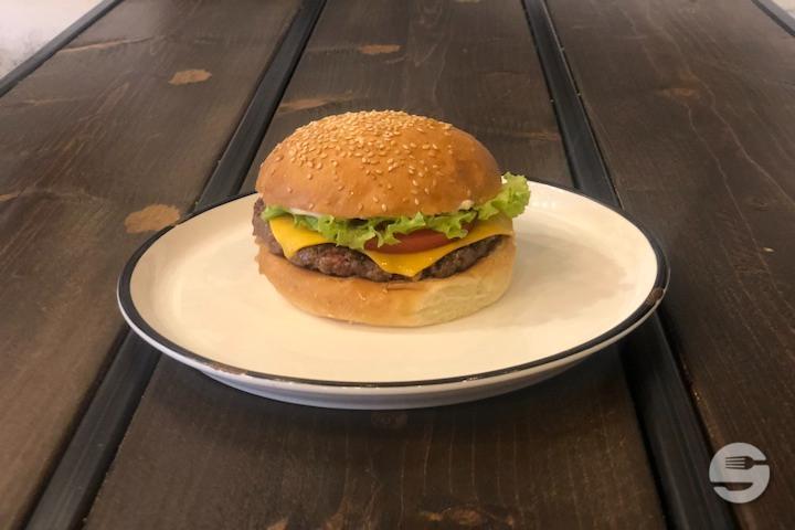 Cheese Burger - Grrreat