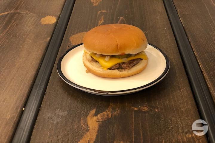 Small Cheese Burger - Grrreat