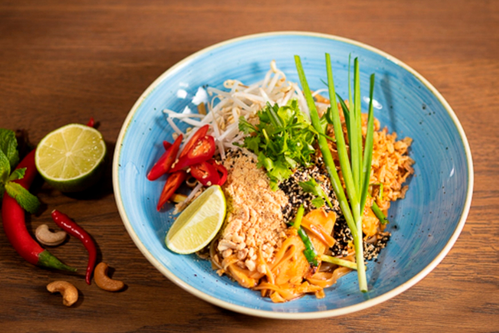 Pad Thai Gai (scharf) - Cha Cha Thai