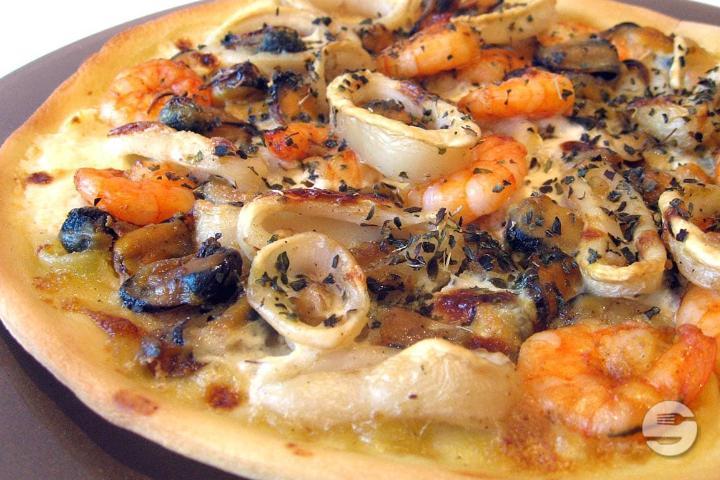 Pizza Seafood - Jazz Pizza Kebab