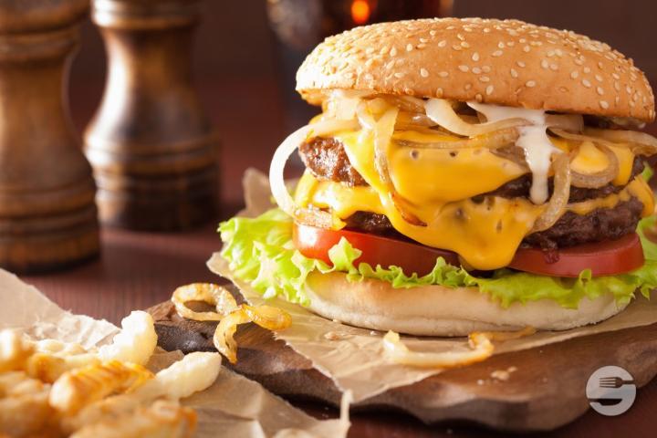 Cheeseburger - Jazz Pizza Kebab