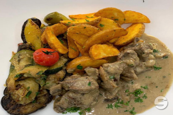 Beef "Stroganoff" - O48 Snack