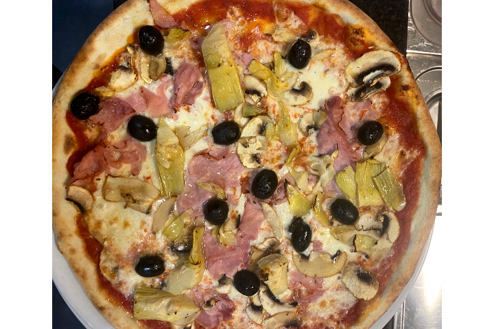 Capricciosa - Ristorante Pizzeria Domino
