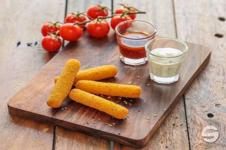 Mozza Sticks - Tacos Avenue