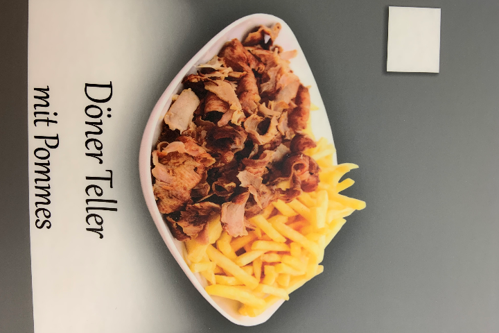 Döner Teller mit Pommes - La Sofra Fine Food