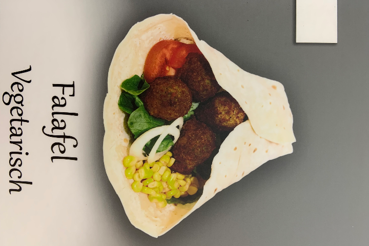 Falafel Dürüm mit Hummus - La Sofra Fine Food