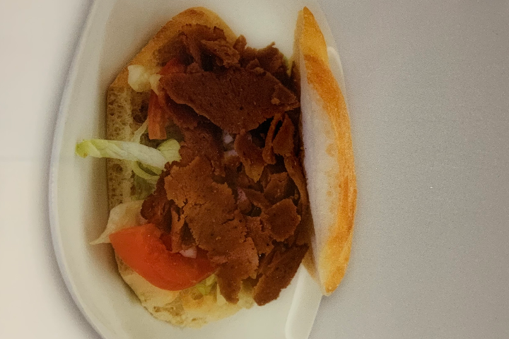 Vegan Seitan Döner mit Hummus - La Sofra Fine Food