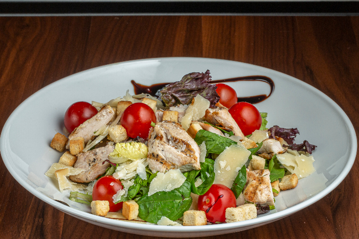 Salade poulet Grillé à la minute - Le 11 - l'atelier du Burger