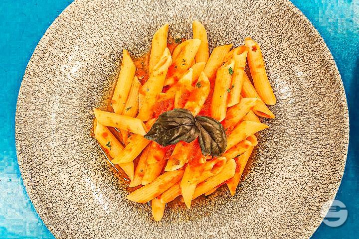 Penne Napoli - Restaurant de la Piscine
