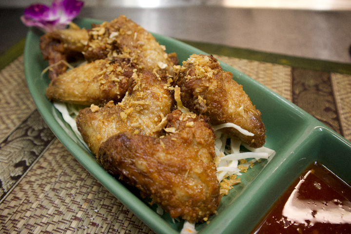 CHICKEN WINGS - Jaopraya Thai Restaurant