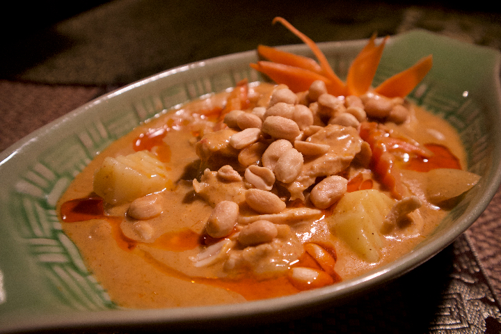 MASAMAN CURRY - Jaopraya Thai Restaurant