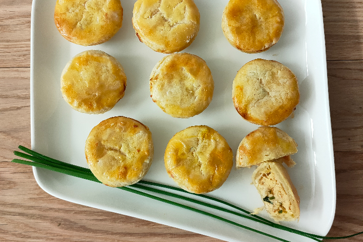 Chicken Empadas - Saveur Maison Traiteur