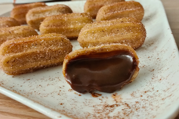 Churros au Nutella - Saveur Maison Traiteur