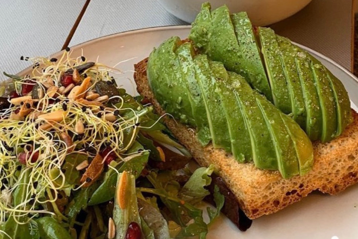 Avocado Toast - L'impression Café
