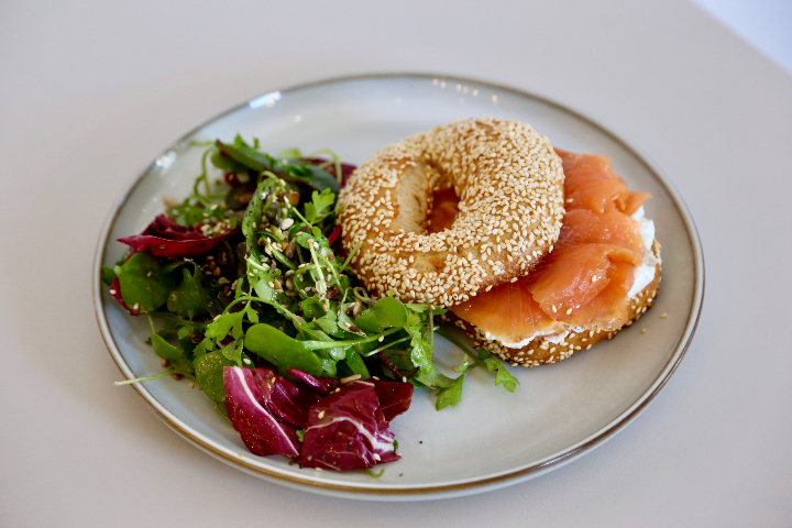 Salmon Bagel Sandwich - L'impression Café
