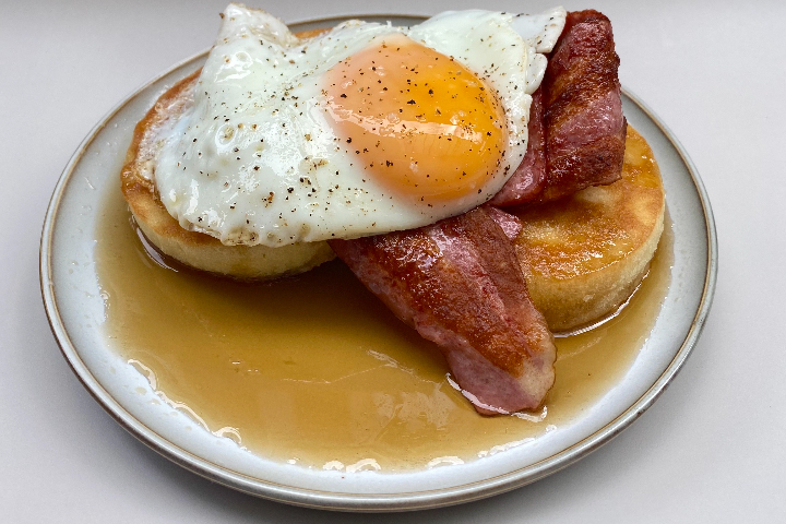 Pancakes Bacon & Egg - L'impression Café