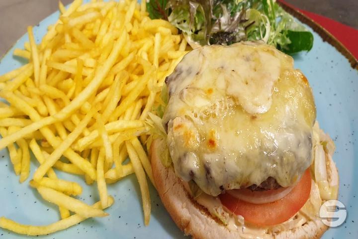 Maxi-Cheese-Burger - Hostellerie du 16ème siècle