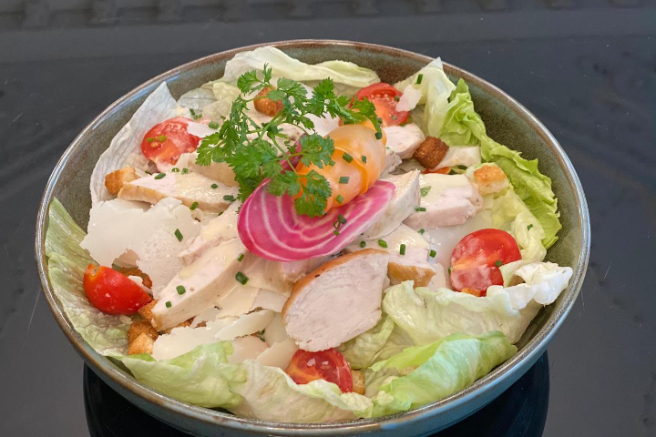 Caesar Salad - Le Lyrique