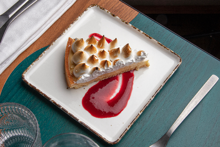 Lemon Meringue Pie - Monsieur Bouillon