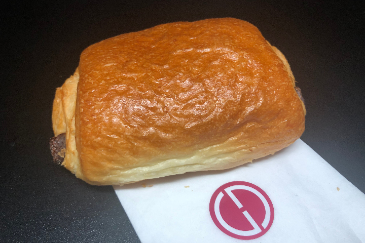 Pain au Chocolat - Gilles Desplanches