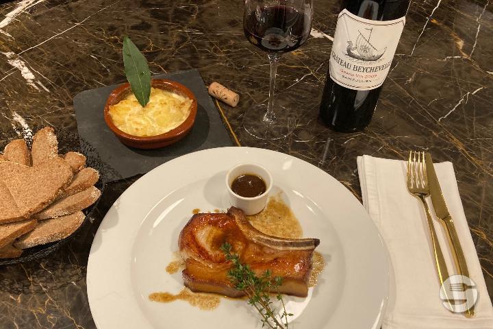 Carré de porc fumé dans son jus - Paris Bistrot