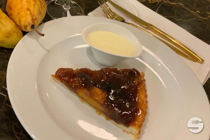 Tarte Tatin & Sa Crème Anglaise - Paris Bistrot