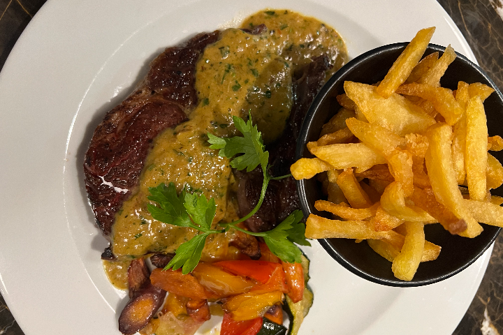 Parisian-style Rib Steak - Paris Bistrot