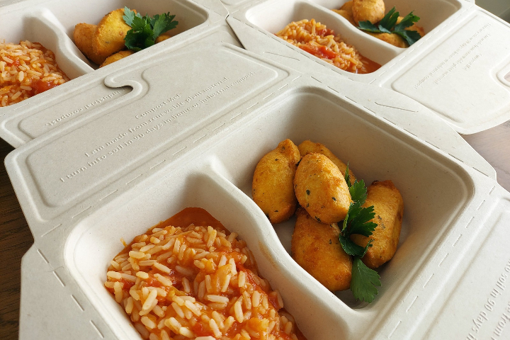 Bolinhos de Bacalhau com Arroz de tomate malandrinho - Au Tablier Portugais