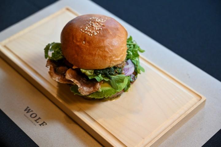 Bad Hunter - WOLF Burger & Steak Bar