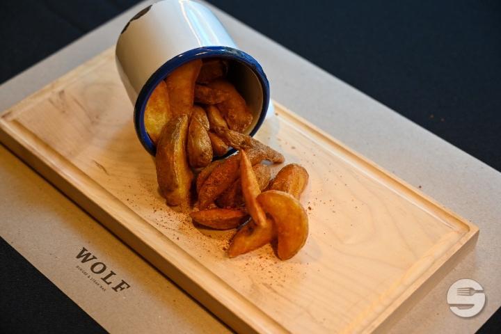 Chili Wedges - WOLF Burger & Steak Bar