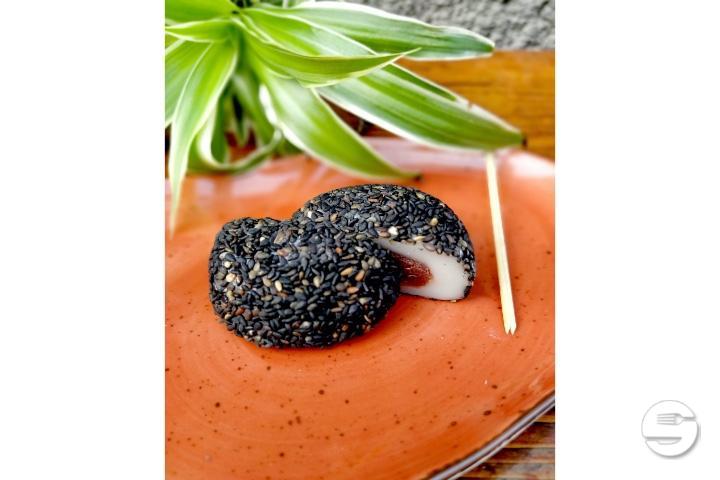 Kuro Goma Daifuku - Izakaya Nozomi